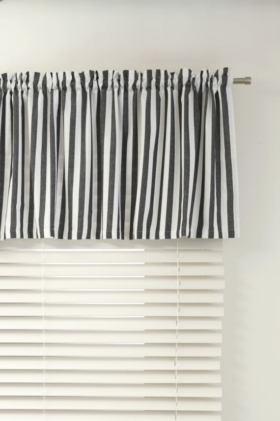 RAITANEN -kappakangas musta